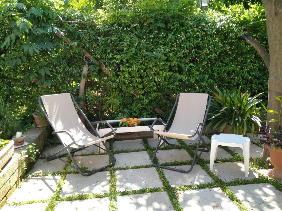 Villino L'Aranceto Sorrentino Bed & Breakfast Мета Екстериор снимка