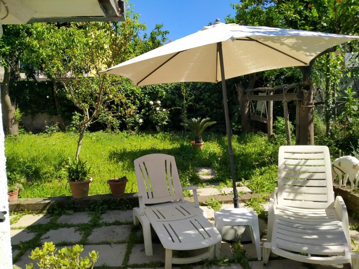Villino L'Aranceto Sorrentino Bed & Breakfast Мета Екстериор снимка